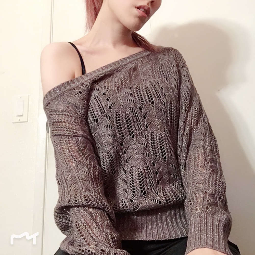 Bebe sweater Size M